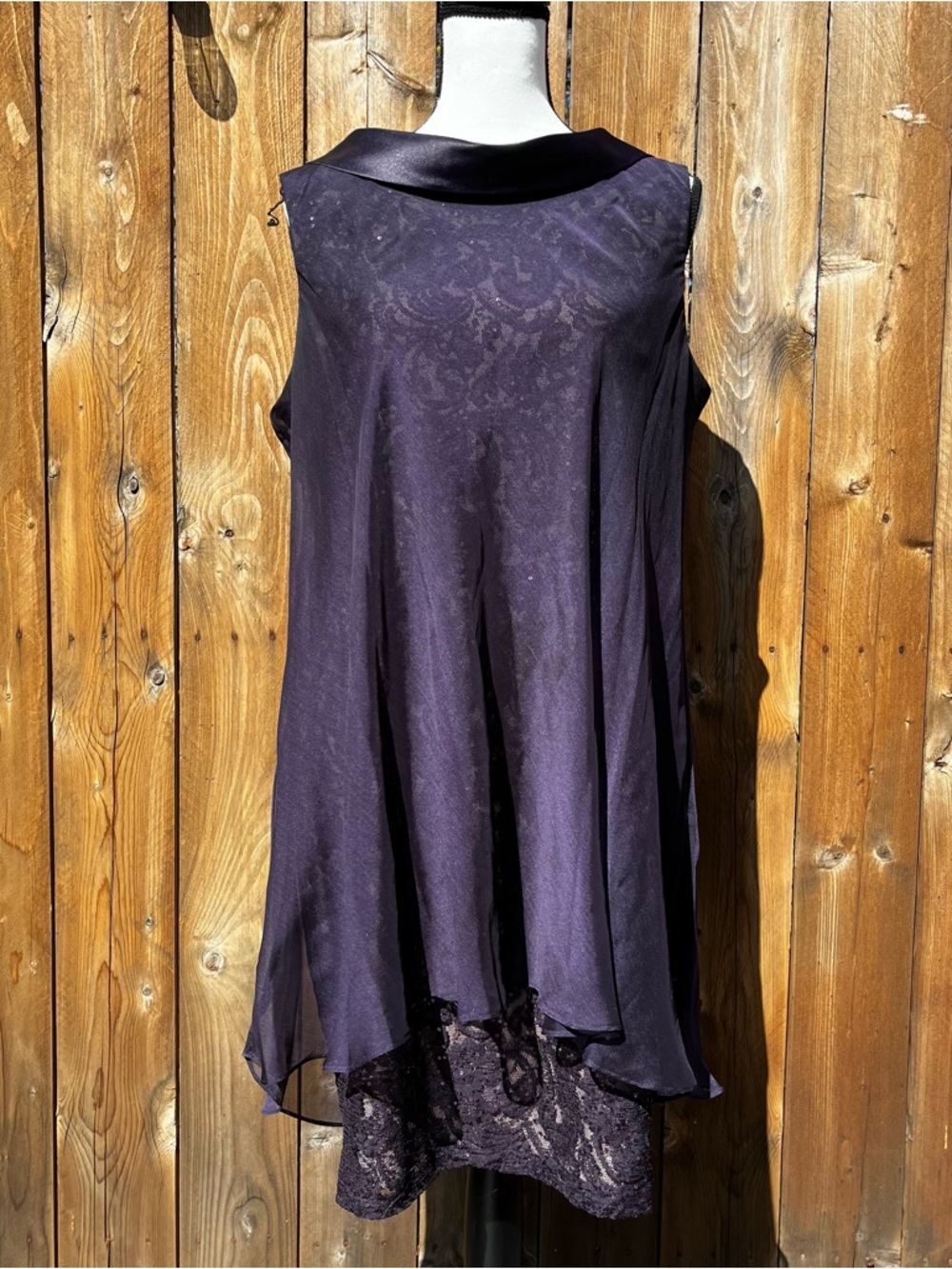 SLNY Whimsical Whimsigoth Sleeveless Purple Lace Dress